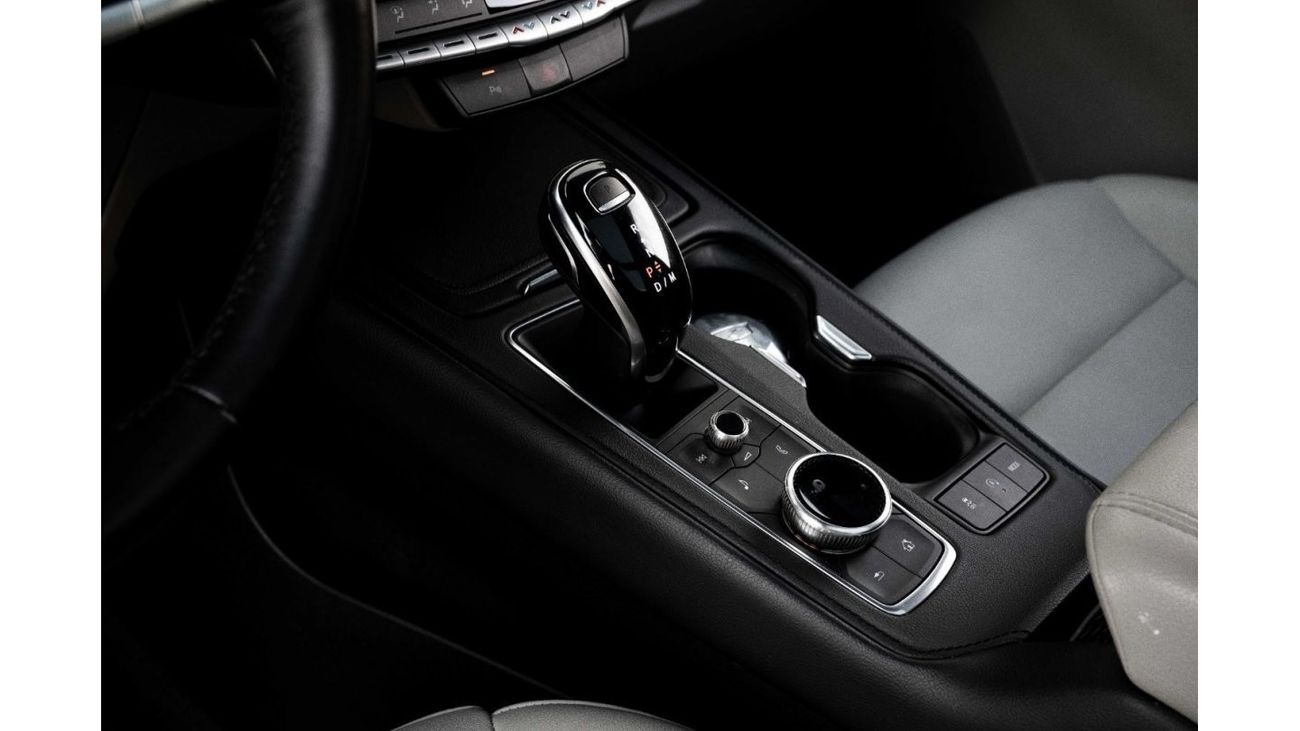 Cadillac XT4 Premium Luxury | 2,154 P.M  | 0% Downpayment | Low KM