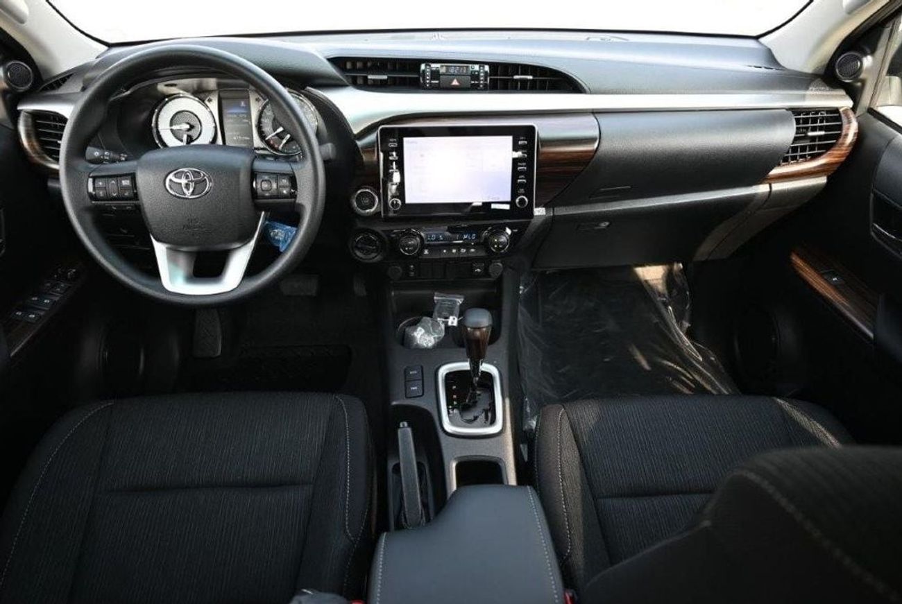 Toyota Hilux 2025 TOYOTA HILUX DOUBLE CAB PICKUP VX V6 4.0L PETROL 4WD AT.