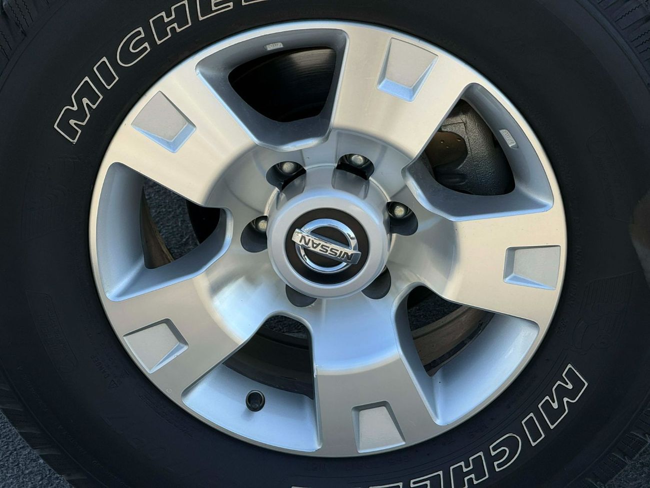 نيسان باترول سفاري Safari 4.8L A/T