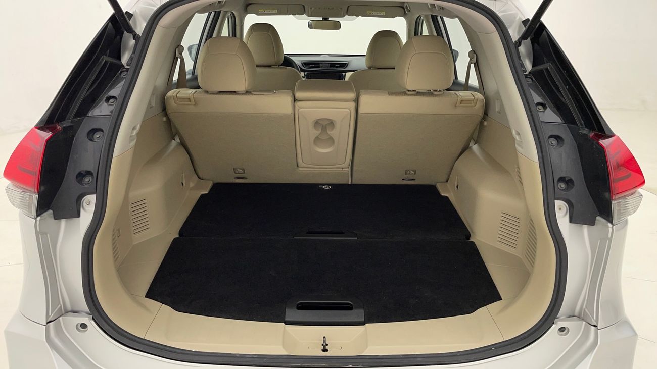 نيسان إكس تريل S 4WD 2.5 | بدون دفعة مقدمة | اختبار القيادة في المنزل