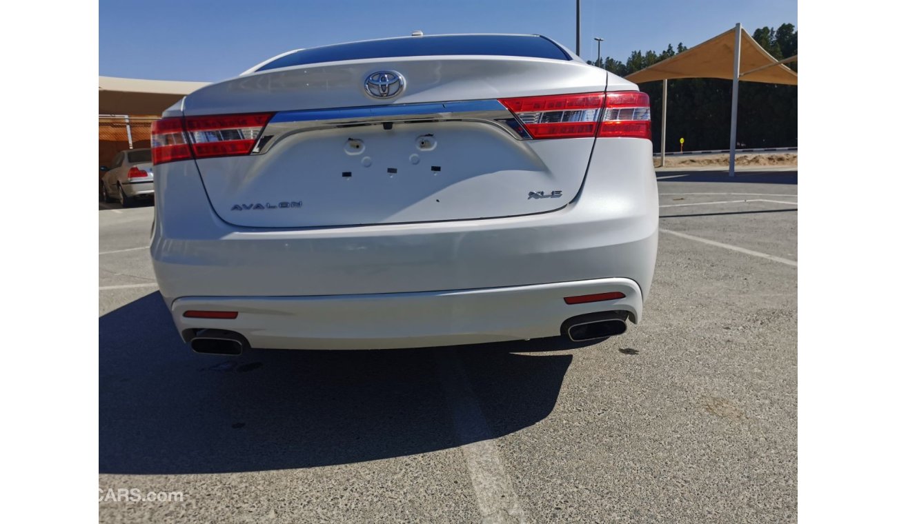 تويوتا افالون تويوتا افالون 2015 أمريكي بحاله ممتازه