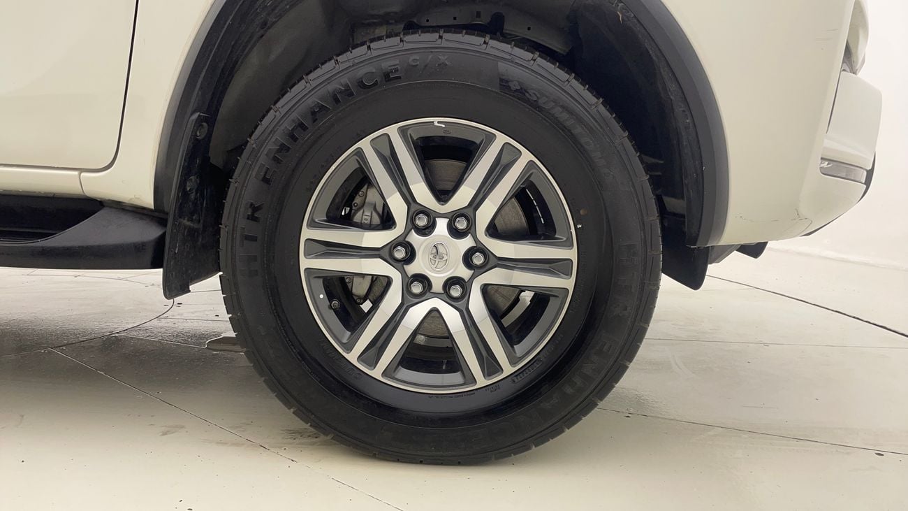 تويوتا فورتونر EXR 2.7 | بدون دفعة مقدمة | اختبار القيادة في المنزل