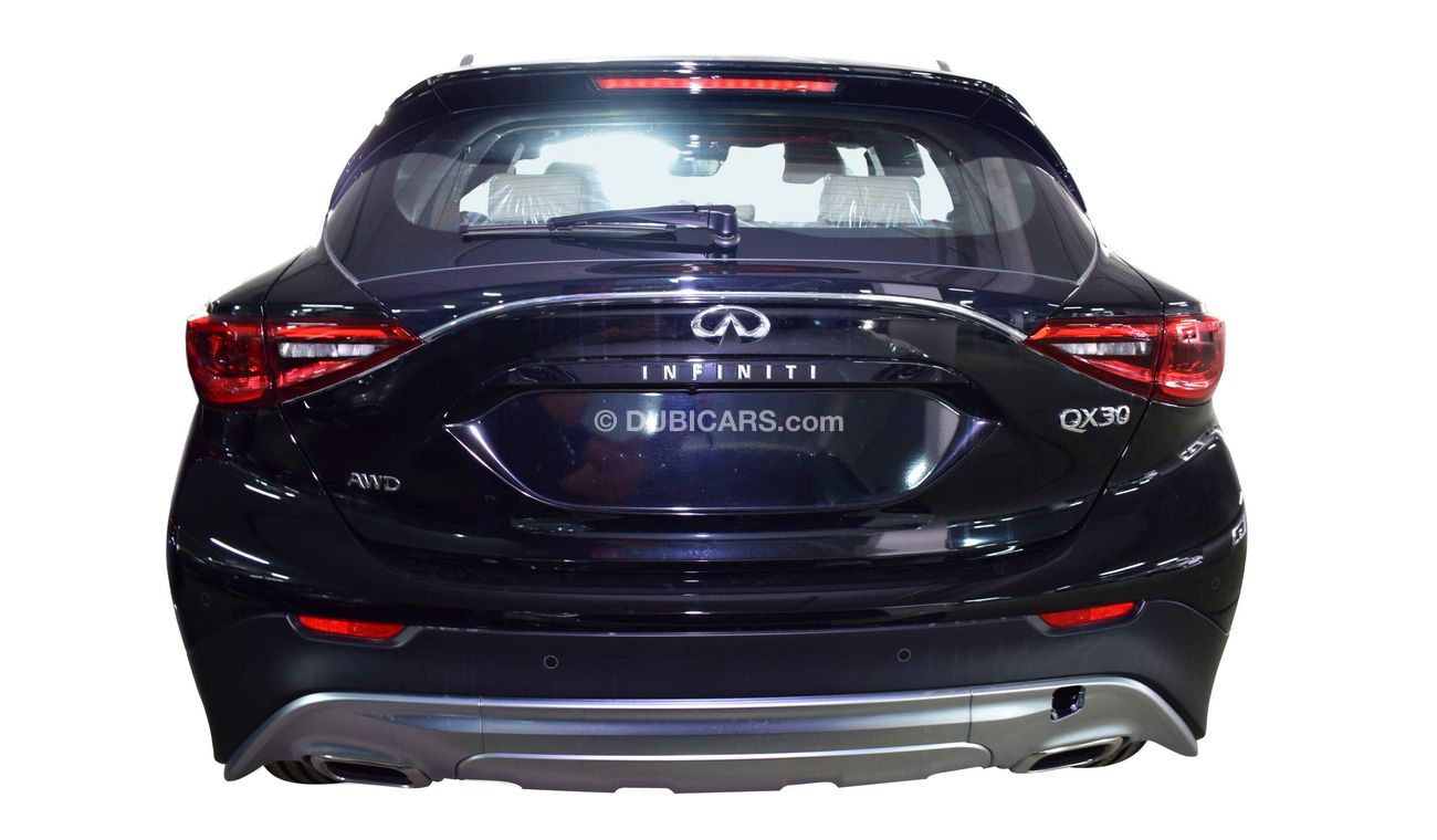 Infiniti QX30 2.0t Luxe + Sensory 2018 Model GCC Specs with 3 Years Warranty or 100,000KM!!