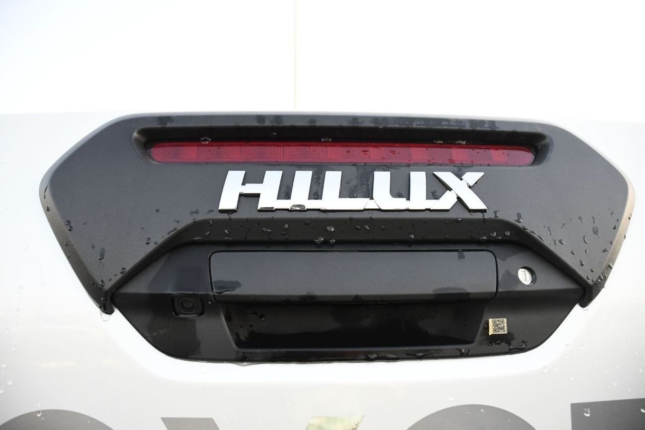 Toyota Hilux Adventure 4.0L  With Air Compressor  Full Option ( Ready Stock )