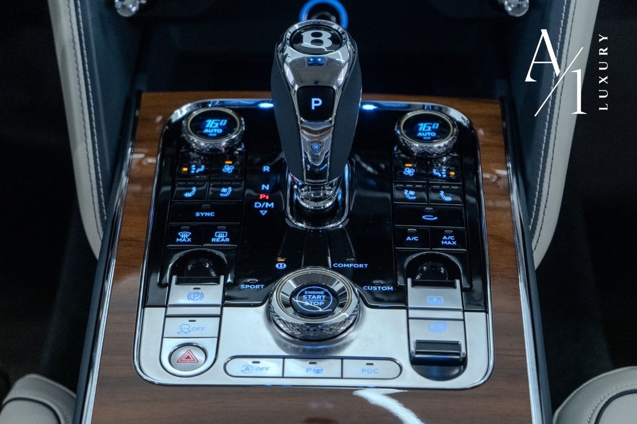 Bentley Flying Spur 4.0T V8 2023 Bentley Flying Spur, Warranty, Service Contract, GCC Spec, Full Service history