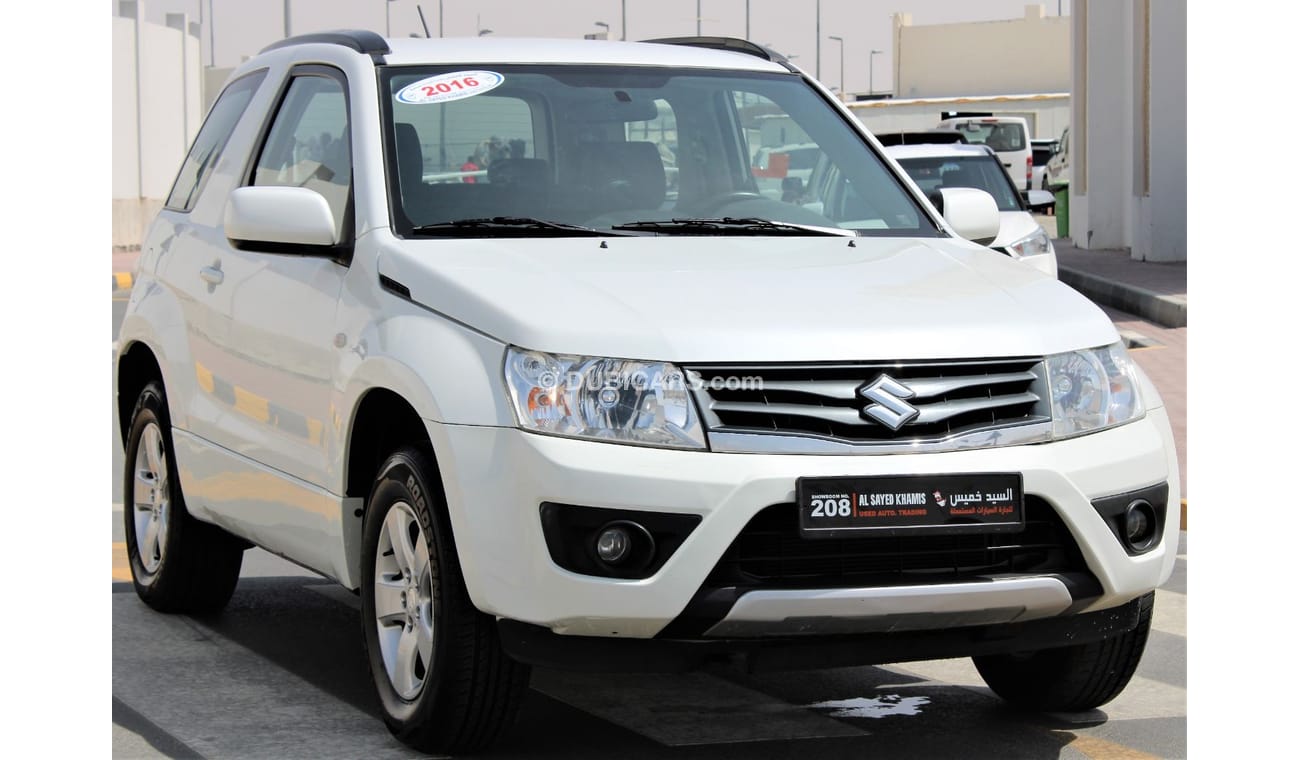 Suzuki Grand Vitara Suzuki Vitara 2016 GCC coupe in excellent condition without paint without accidents, very clean from