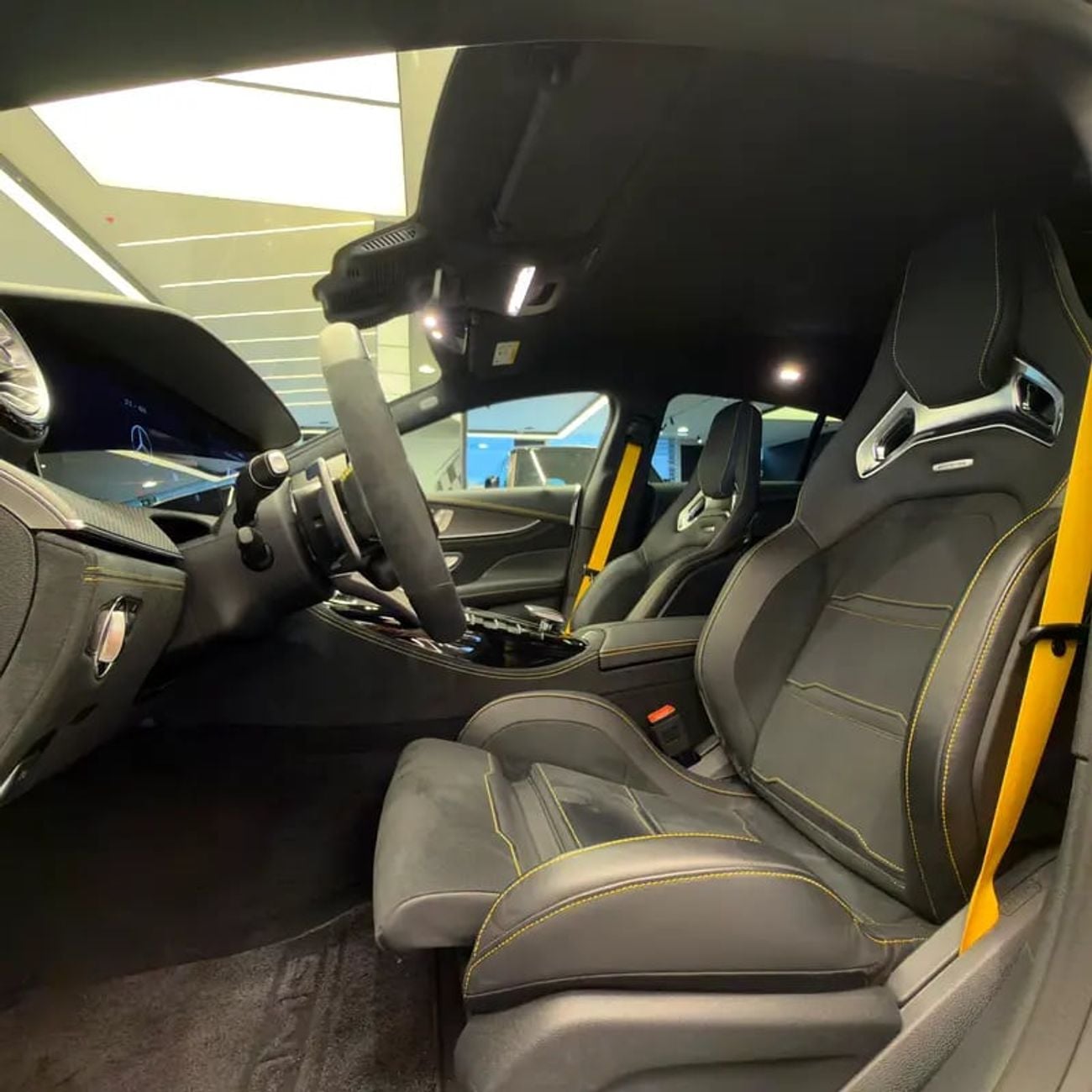 مرسيدس بنز C 30 AMG GT S E PERFORMANCE