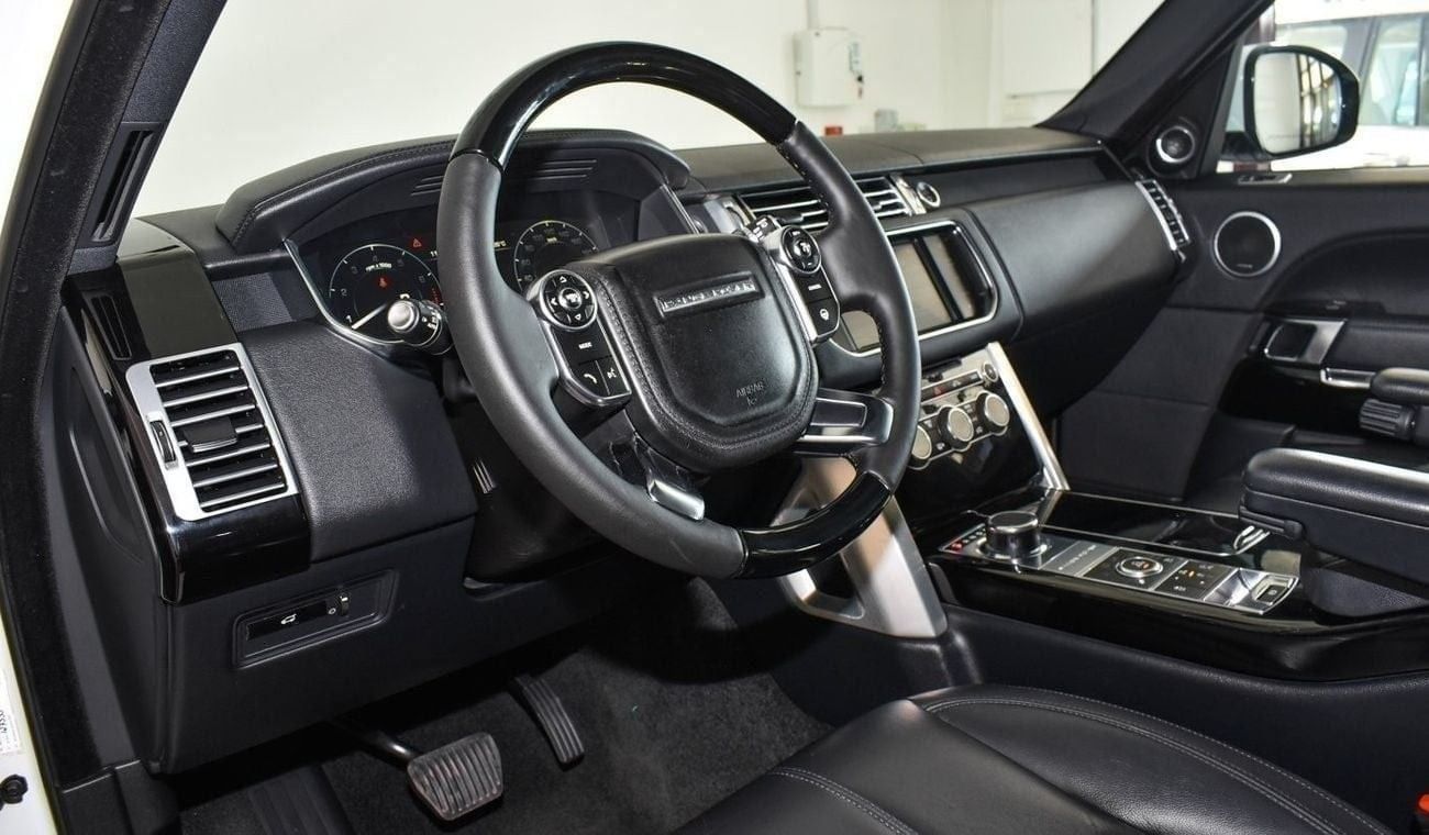 لاند روفر رينج روفر VOGUE HSE 5.0L-8CYL V8 ORIGINAL PAINT - EXCELLENT CONDITION