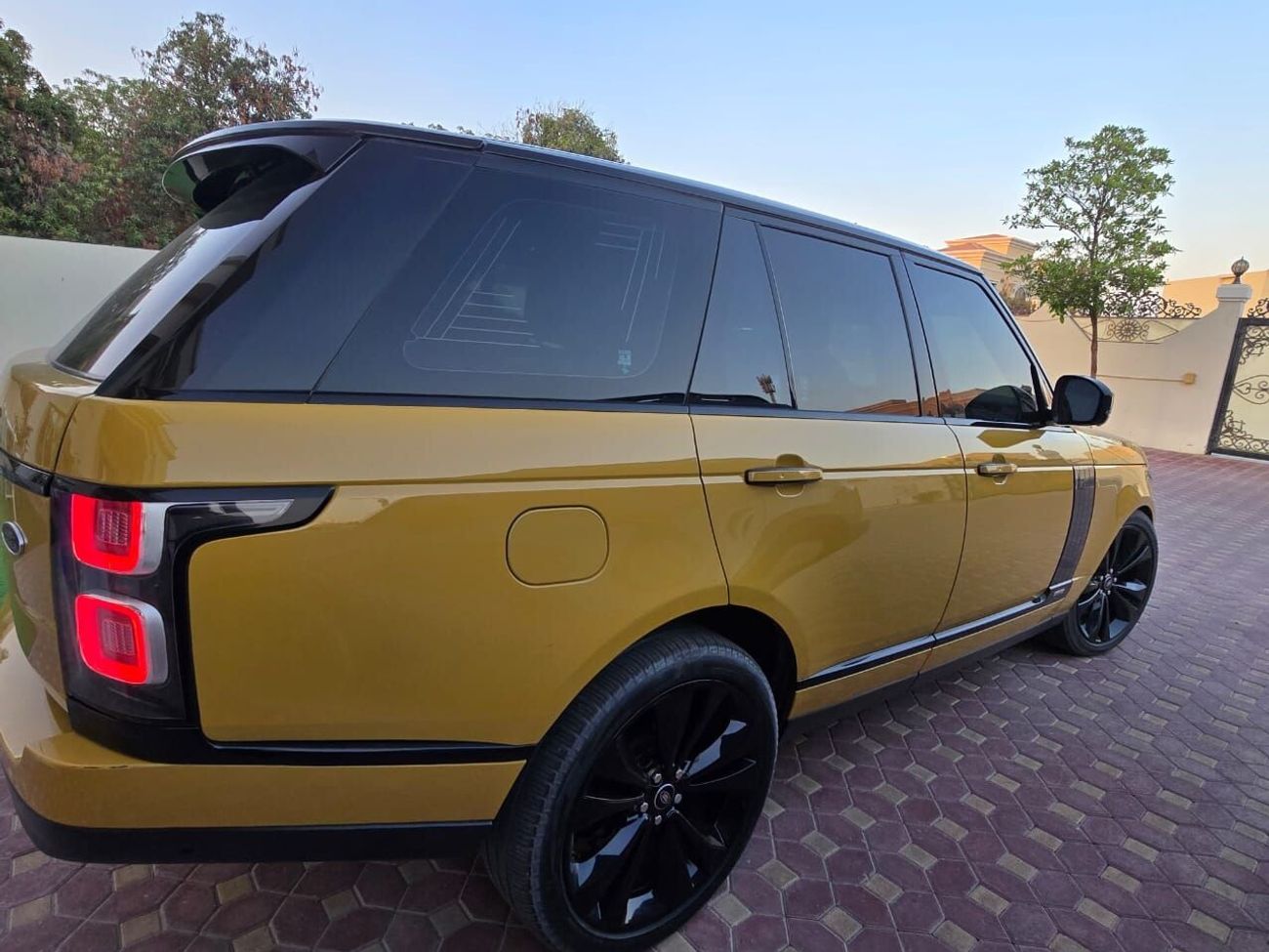 لاند روفر رينج روفر FIFTY P525