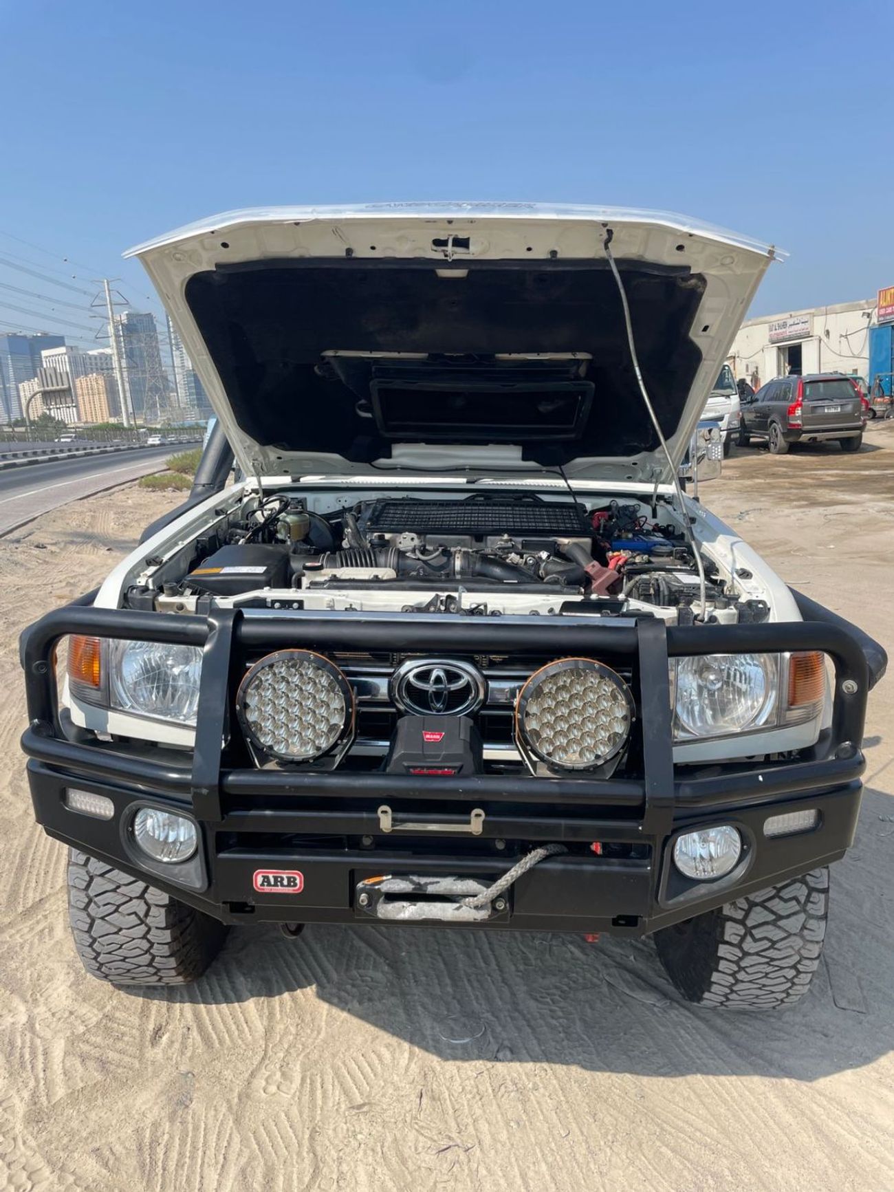 تويوتا لاند كروزر 5 Doors Hardtop ,Diesel 4500 CC ,Right Hand Drive ,Manual Transmission