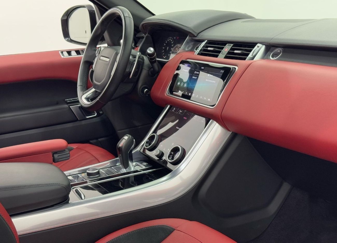 لاند روفر رينج روفر سبورت HSE Dynamic 3.0L 2018 Range Rover Sport HSE Dynamic, Warranty, 2028 Range Rover Service Pack, GCC