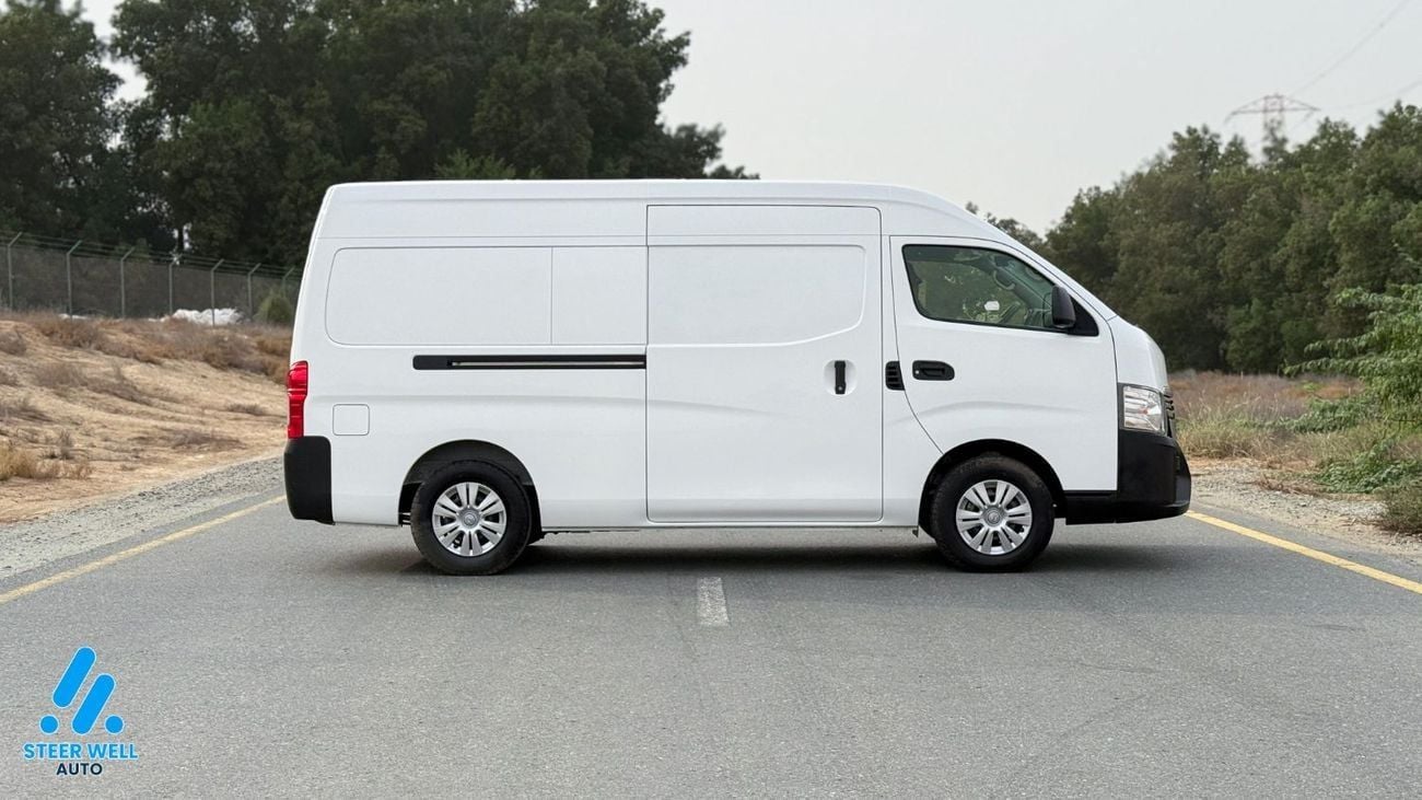 Nissan Urvan HIGH ROOF WIDE BODY 3-Seater Manual (4-Door) NV350 Highroof Delivery Van GCC Manual White