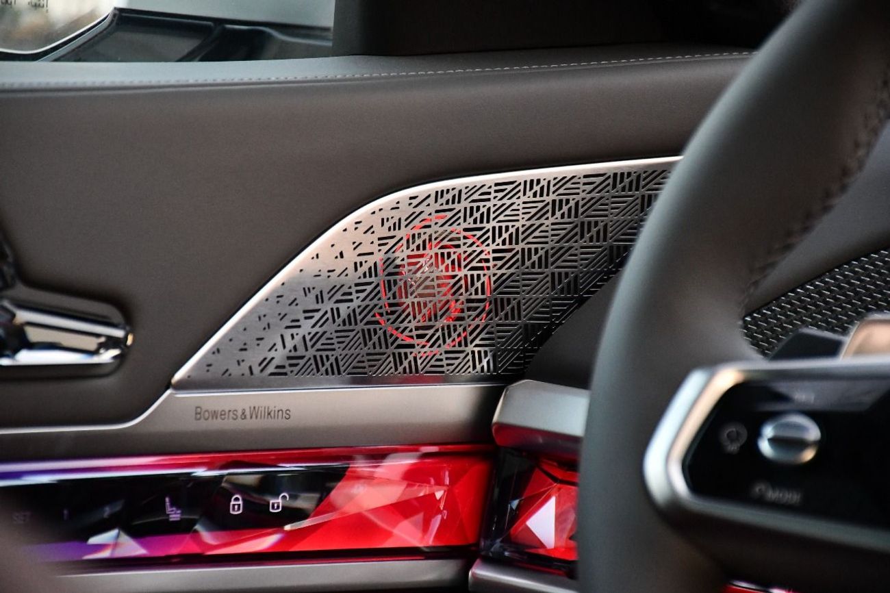 بي أم دبليو 735i BMW 735I  M KIT 2026  GCC