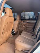 Porsche Cayenne Turbo S 4.8L (550 HP)