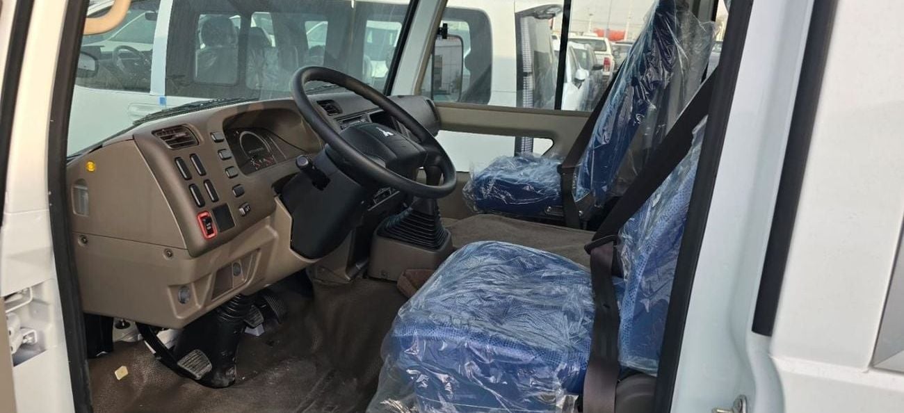 Mitsubishi Rosa 4.2L DIESEL 30 SEATS 2024