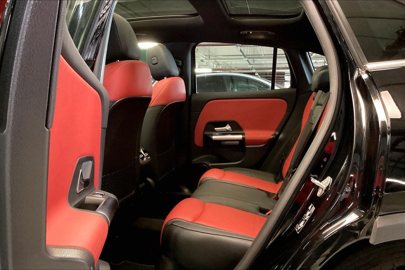 Mercedes-Benz GLA 200 Premium | Guaranteed Warranty | 0 Down Payment