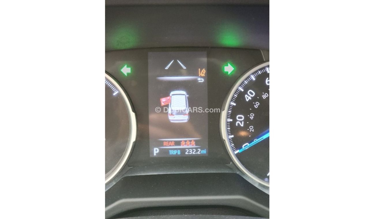 تويوتا راف ٤ LE