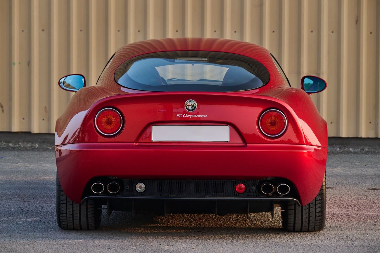 Alfa Romeo 8C