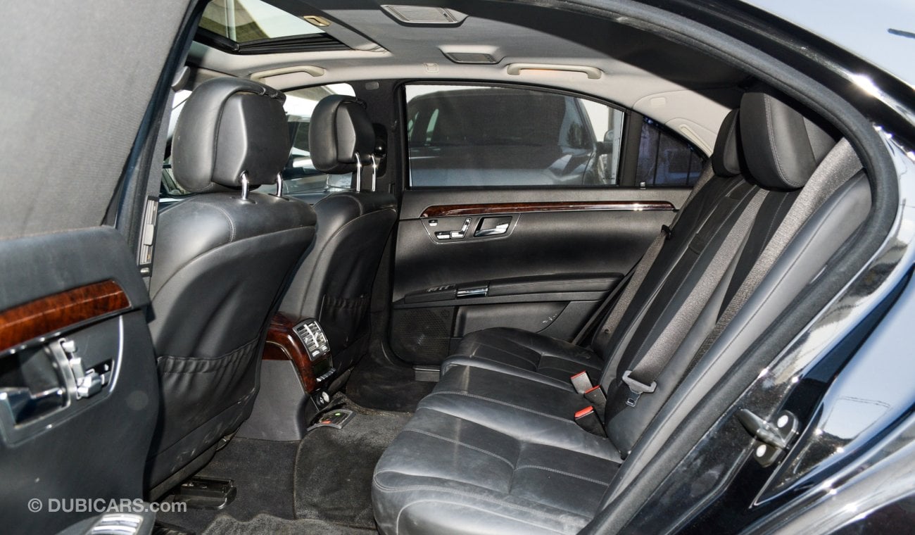 Mercedes-Benz S 550 Imported 2008, black color, number one, leather, panorama, leather, electric chair, suction doors, s