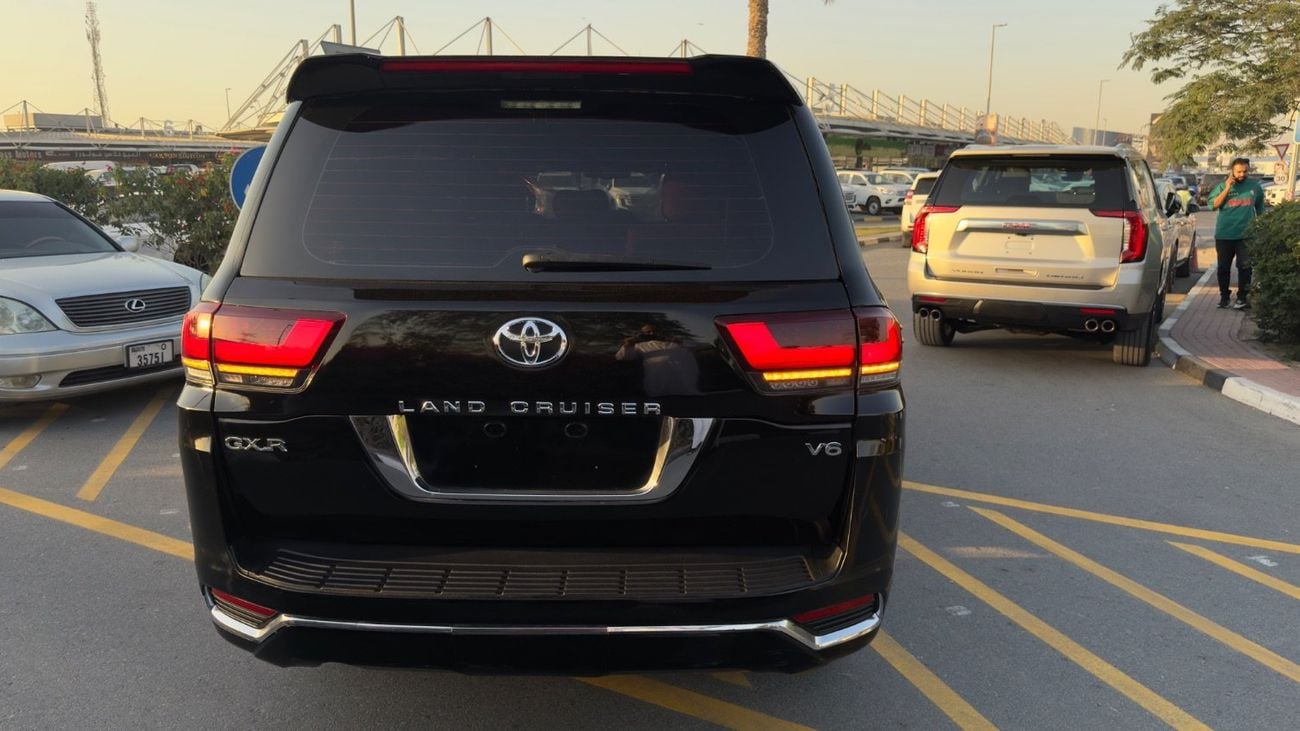 Toyota Land Cruiser GXR 4.0L (271 HP) 4WD