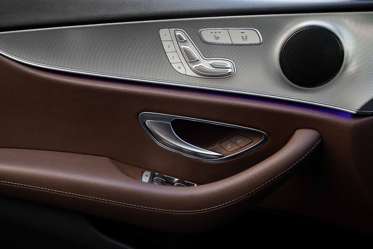 مرسيدس بنز E200 E200 | 2,487 P.M  | 0% Downpayment | ONE OWNER!