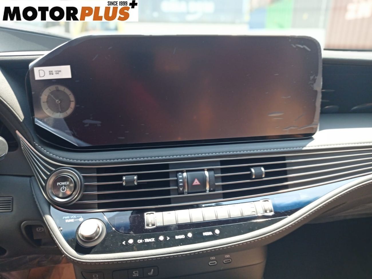 Lexus LS500 HYBRID EXCLUSIVE AWD with "Ottoman Seat”