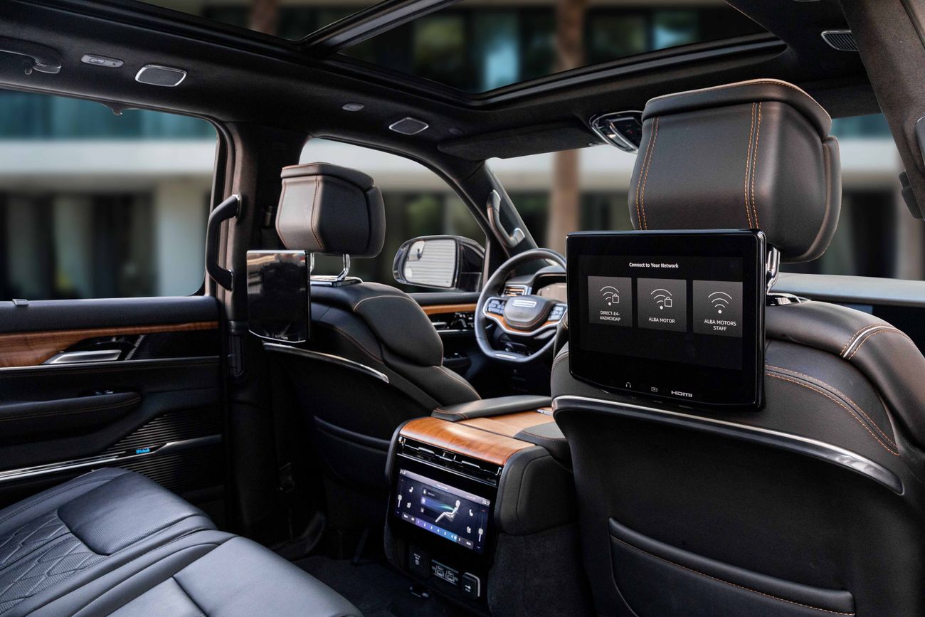 Jeep Grand Wagoneer Grand Wagoneer | 4,309 P.M | 0% Downpayment | JEEP WARRANTY | MASSAGE SEATS! | Ramadan Offer!