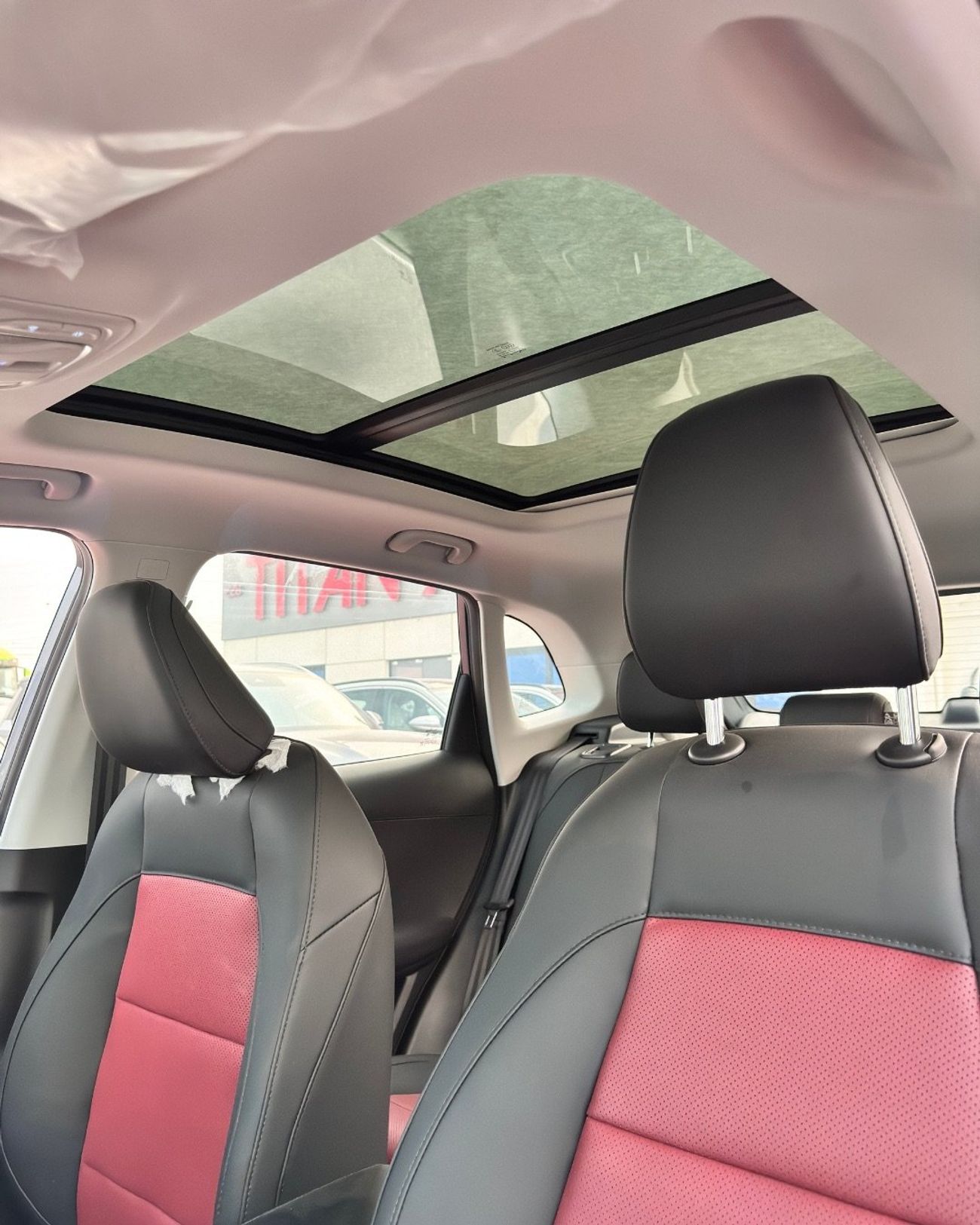 MG ZS LUX