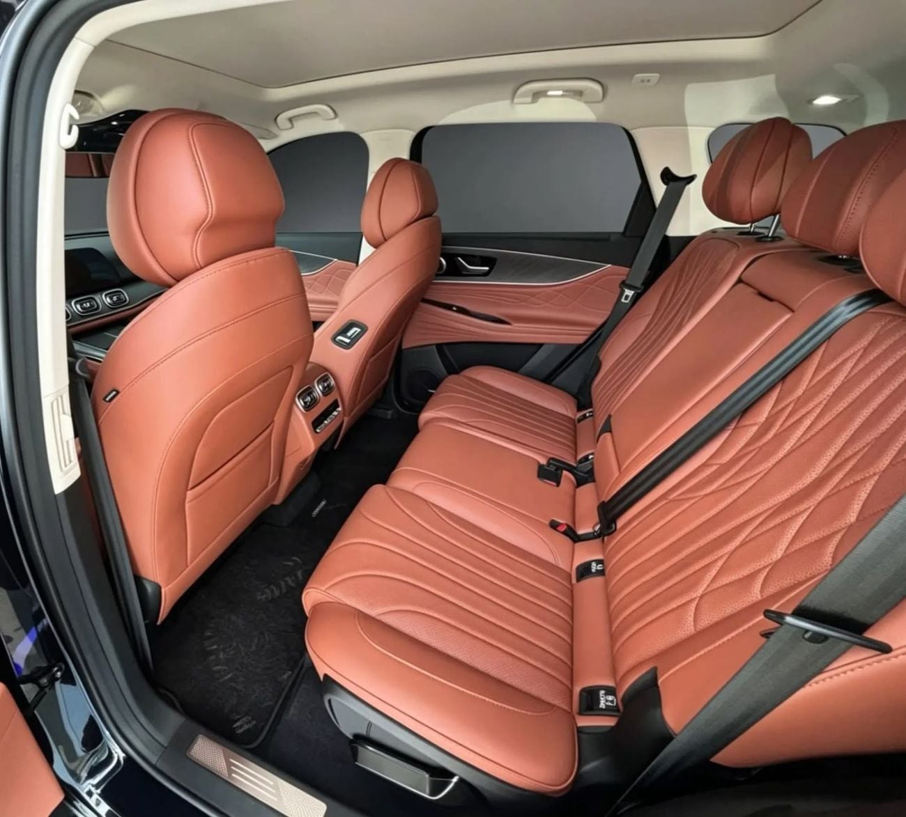 Jaecoo J8 2026 Jaecoo J8 HPEV - Luxury - GCC Specs - Export Only