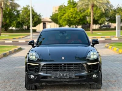 Porsche Macan STANDARD | GCC Specs | Low Mileage