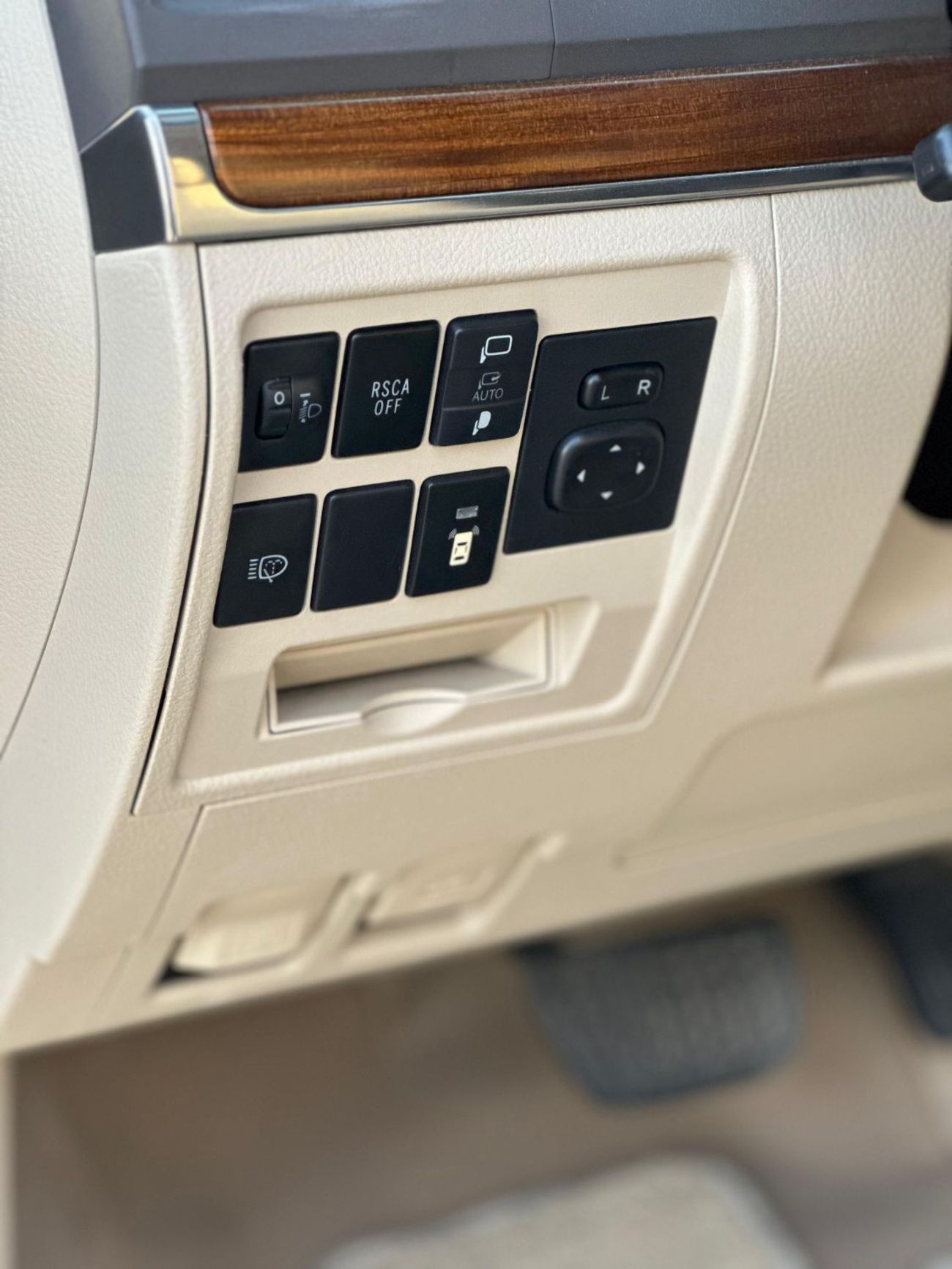 Toyota Land Cruiser GXR 4.0L (271 HP) 4WD