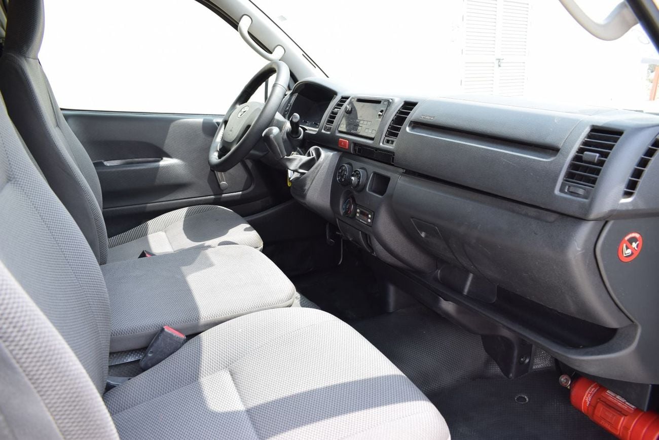 Toyota Hiace GL Chiller, model:2017