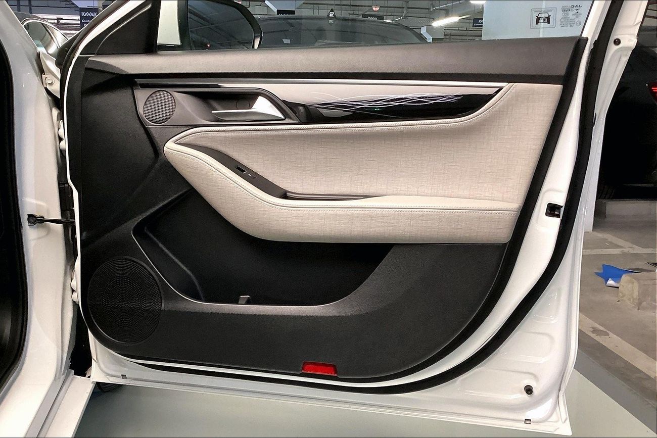 Nissan XTerra Platinum | Guaranteed Warranty | 0 Down Payment