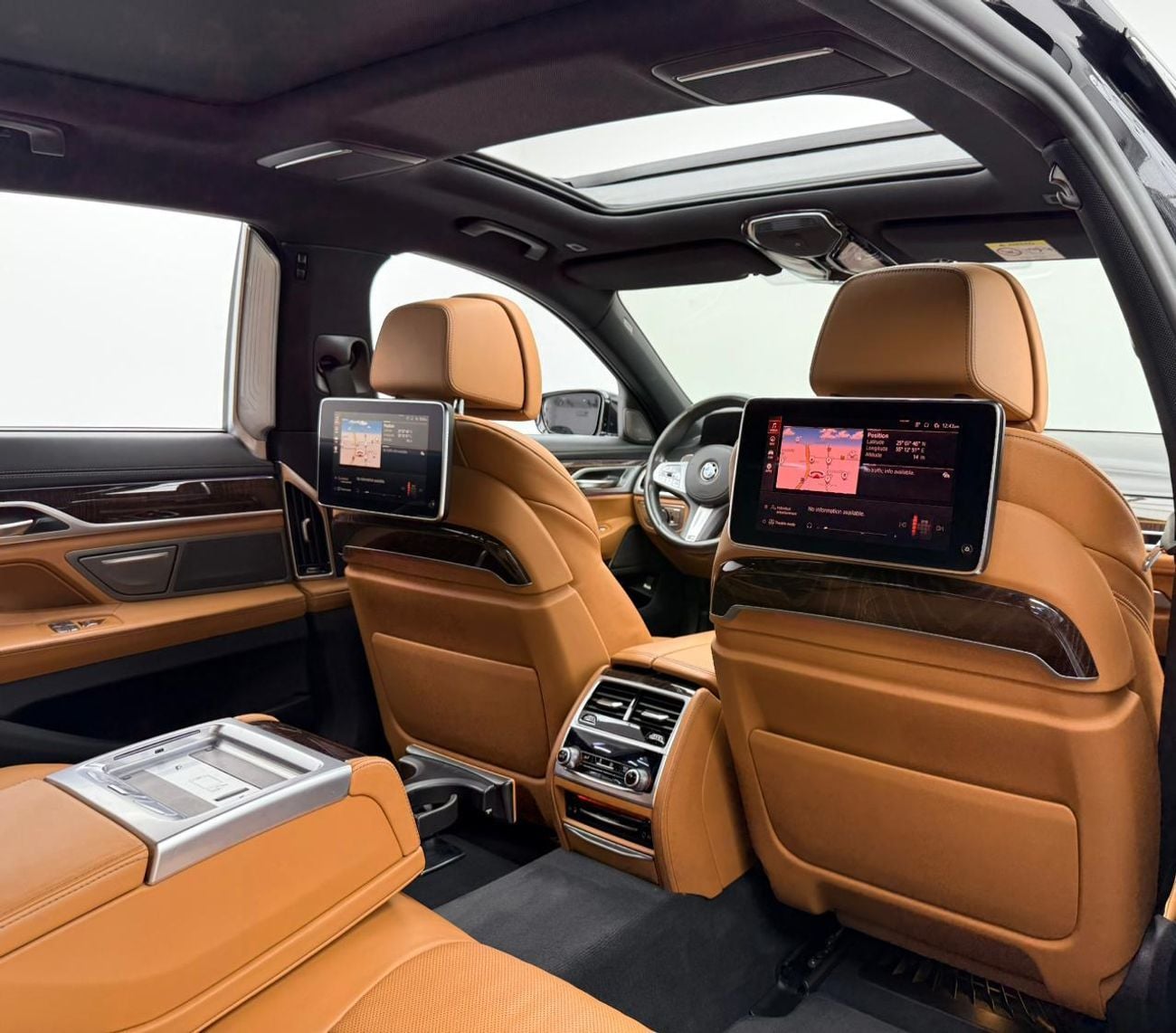 بي أم دبليو 730Li M SPORT 2021 BMW 730Li M-Sport, Warranty, Full BMW Service History, Fully Loaded, Excellent Conditio