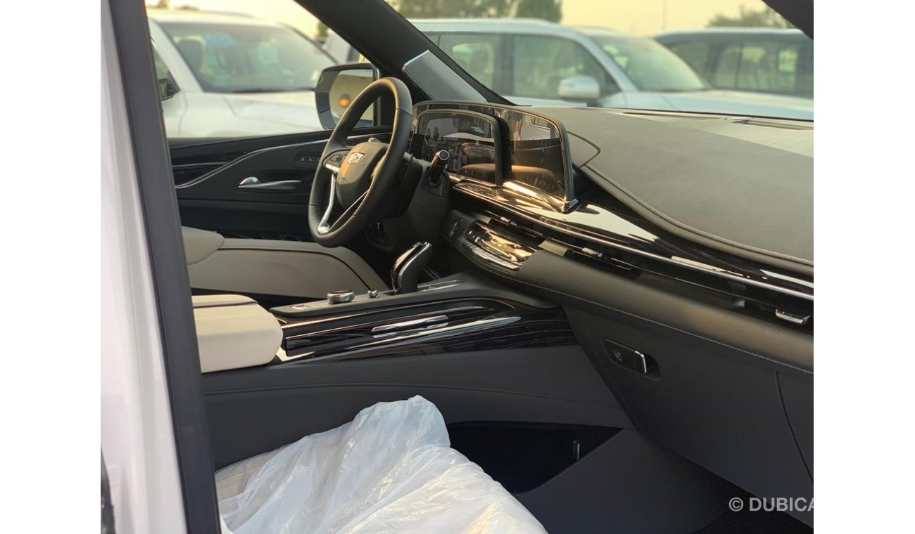 Cadillac Escalade Cadilac Escalade 6.2L petrol 2022 Platinium Luxury