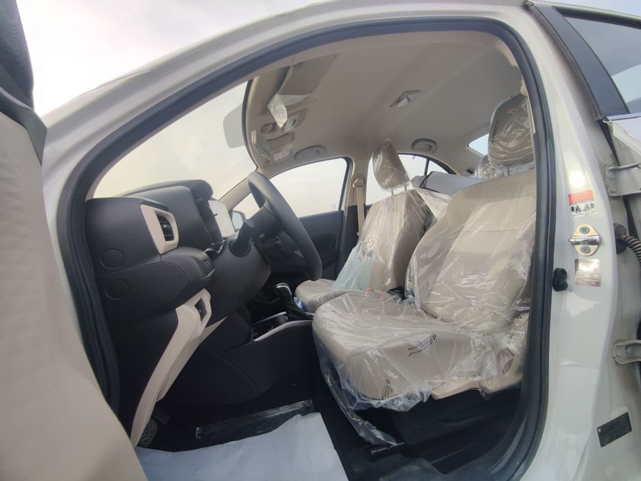 Suzuki Dzire SUZUKI DZIRE 1.2 HYBRID 2025