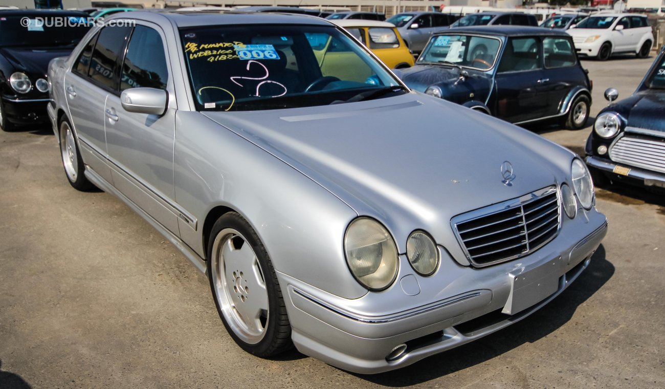 Mercedes-Benz E 55 AMG