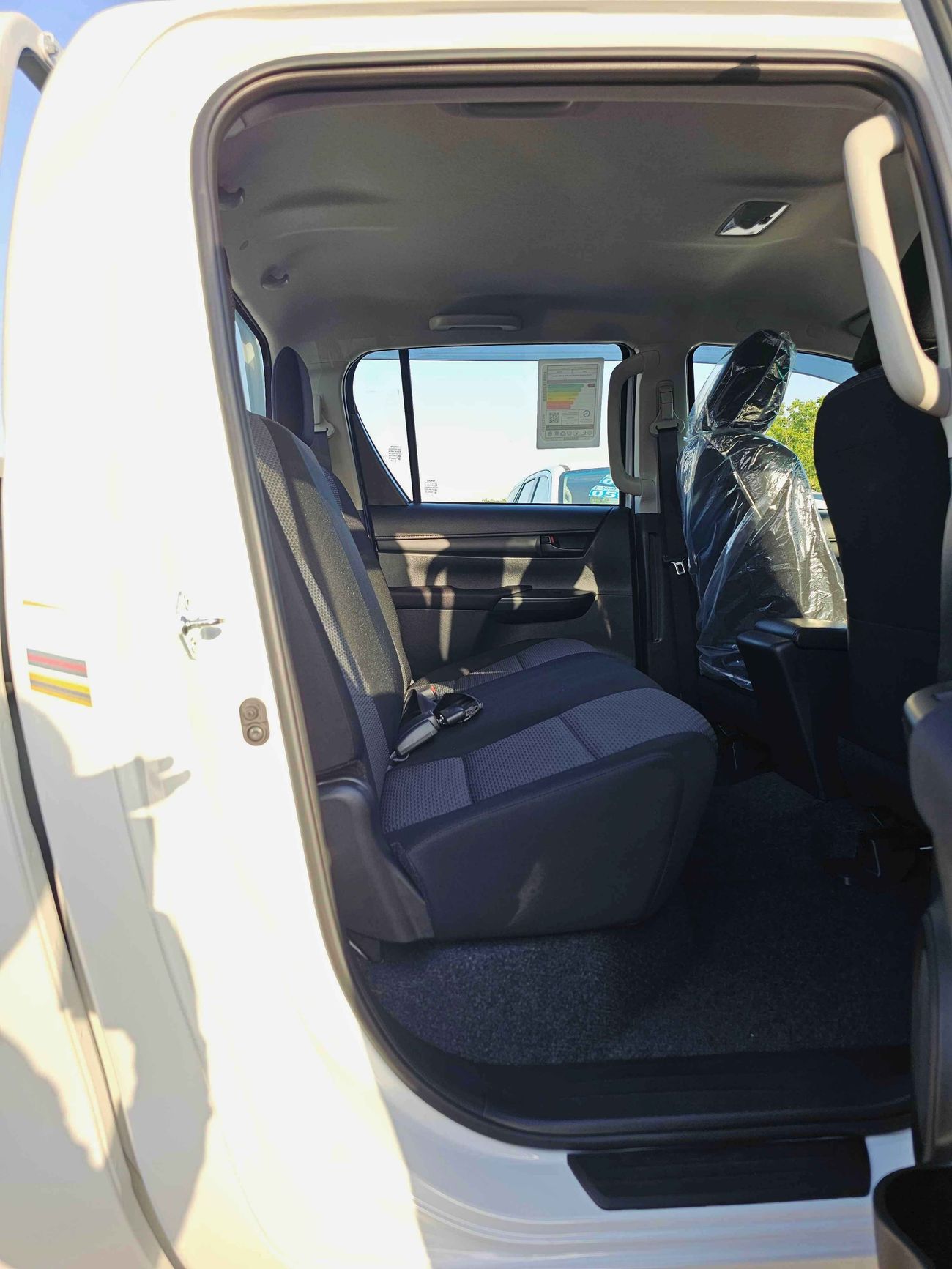 Toyota Hilux NARROW BODY /  A/T / 2.4L V4 DIESEL / 4WD (CODE # DAB)