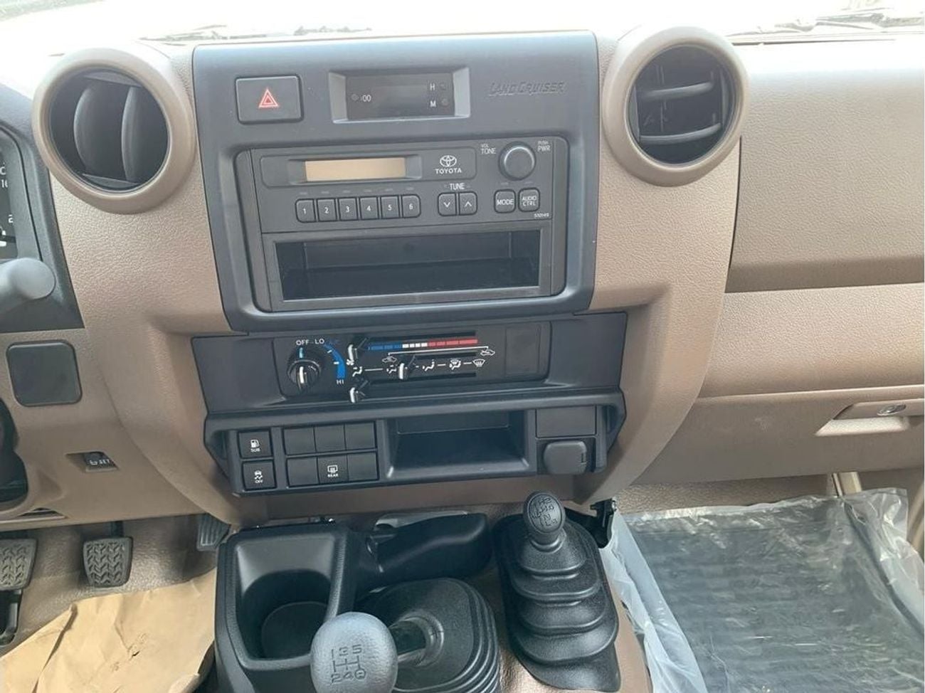 تويوتا لاند كروزر 70 2026 TOYOTA LC78 4.0L V3 3 DOOR MANUAL