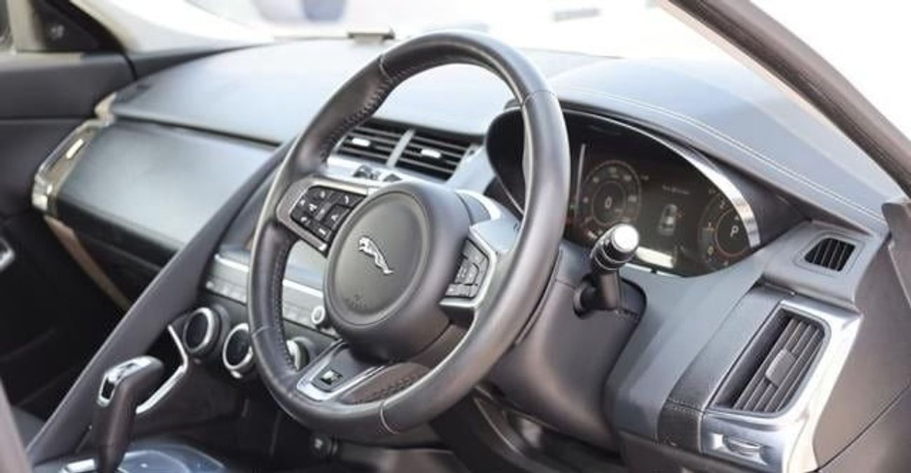 جاكوار E Pace 2020 JAGUAR E-PACE D 180