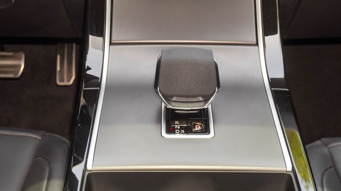 Land Rover Range Rover Velar SE P250 DYNAMIC 2025!! FIVE YEARS WARRANTY!! THREE YEARS SERVICE CONTRACT