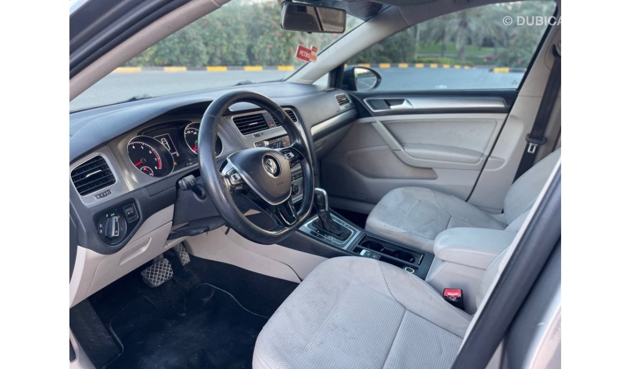 Volkswagen Golf GTI Volkswagen Golf 2015 GCC without hatch, 4-cylinder automatic transmission