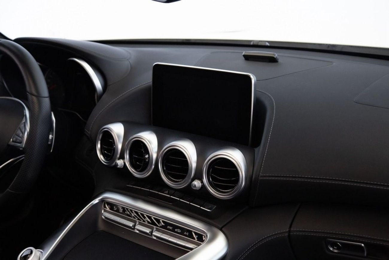 مرسيدس بنز AMG GT Std