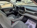 تويوتا هايلاندر Panoramic Roof , 360 camera and Parking sensors