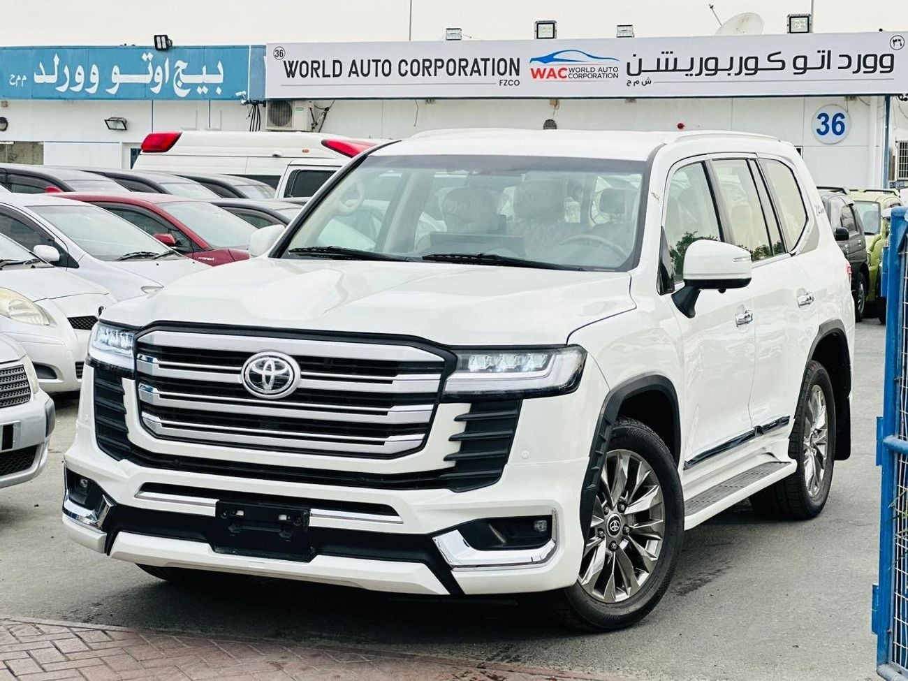 تويوتا لاند كروزر VXR V6 LHD Full Option