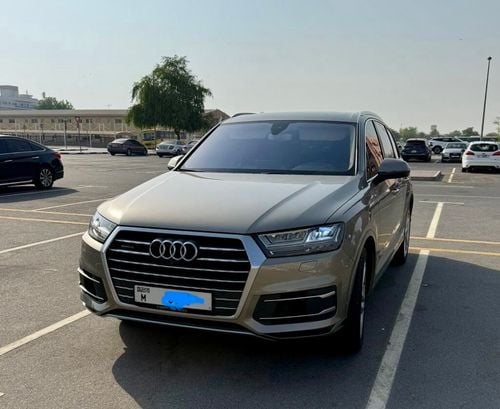 أودي Q7