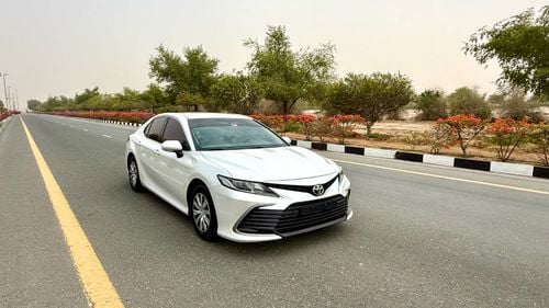 Toyota Camry S 2.5L (181 HP)