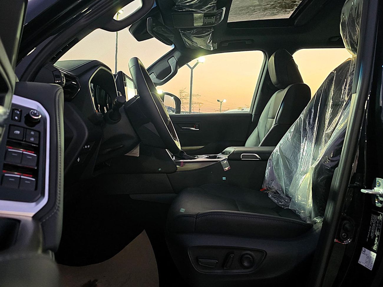 Toyota Land Cruiser Toyota Land Cruiser GXR 4.0L petrol 2025 black color