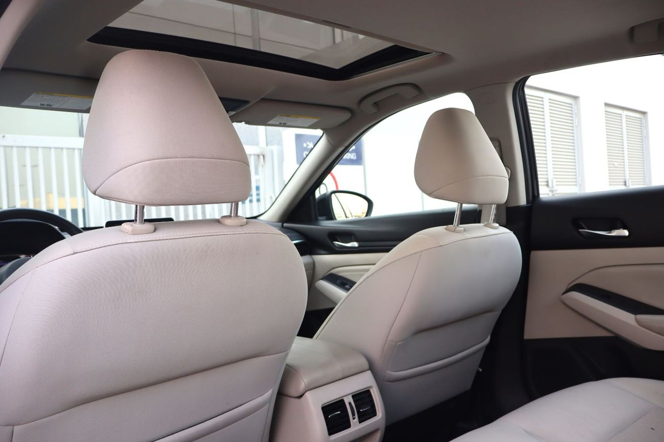 Nissan Altima SV 2.5L