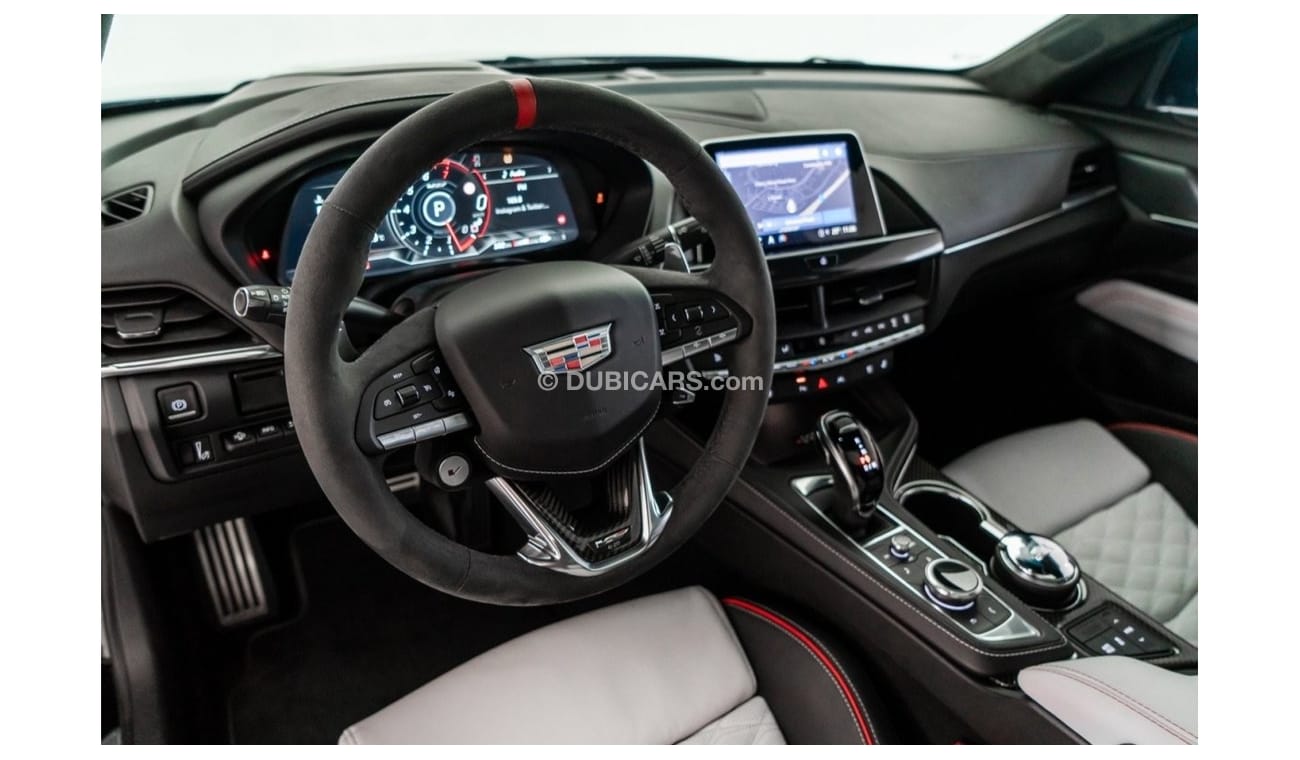 كاديلاك CT4 CT4-V 2022 Cadillac CT4 V-Spec Blacking / Carbon Fibre Pack / 5 Year Warranty & Service Pack